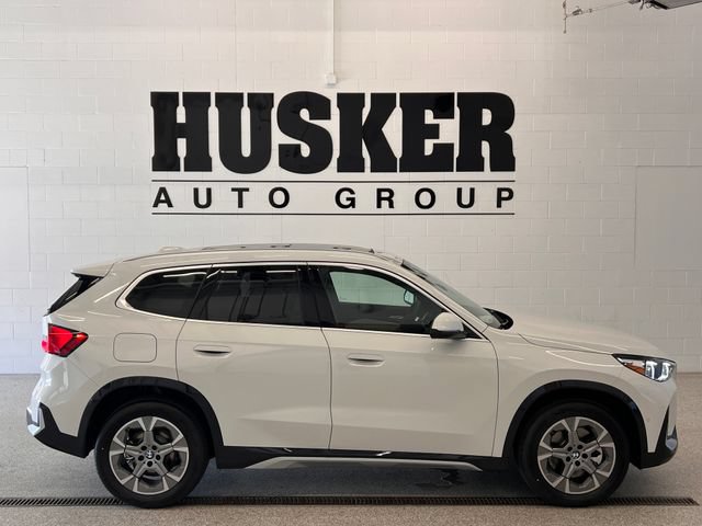 New 2026 BMW X1 xDrive28i w/ Convenience Package AWD/4WD image 2