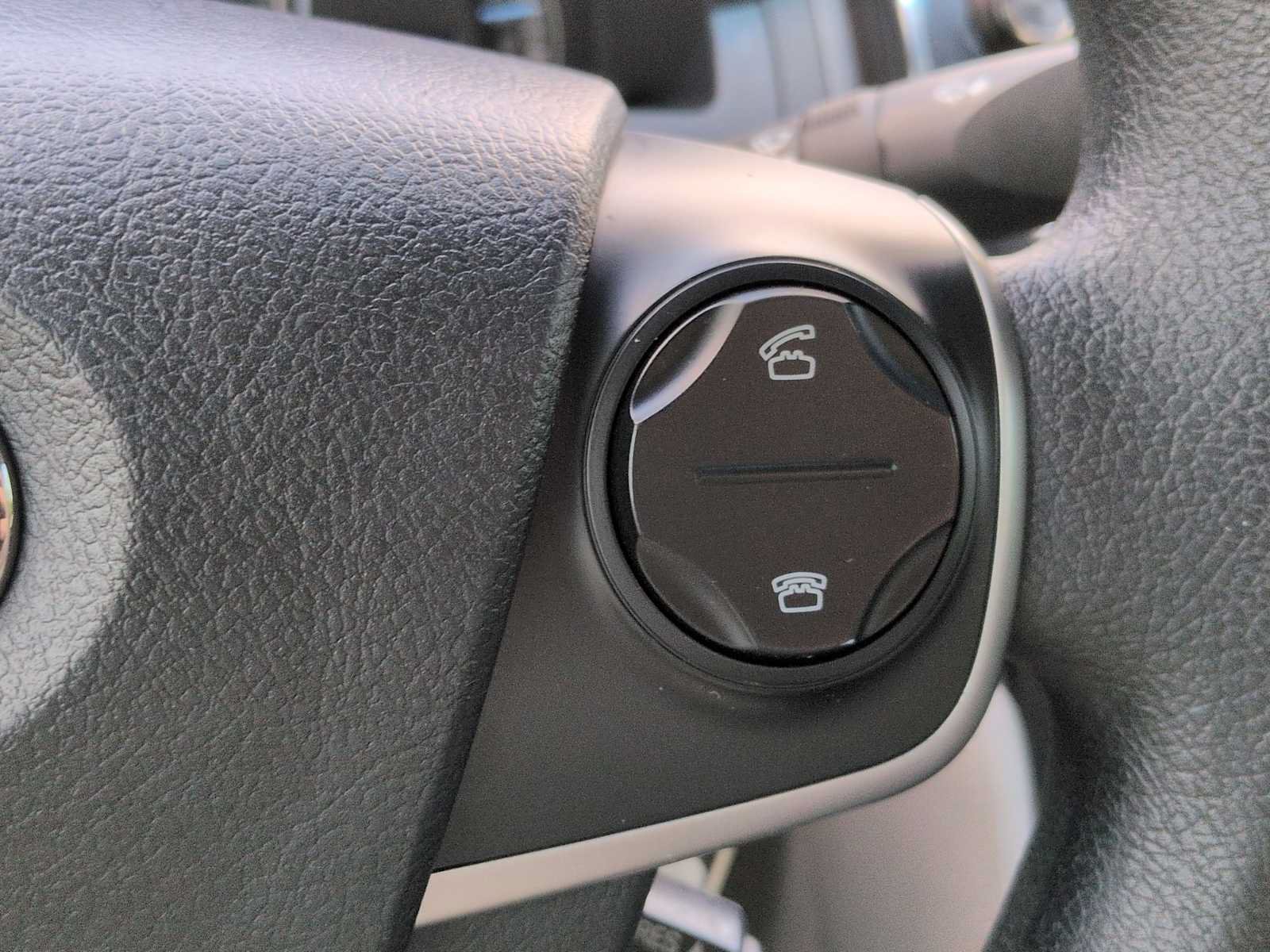 Used 2012 Toyota Camry LE FWD image 25