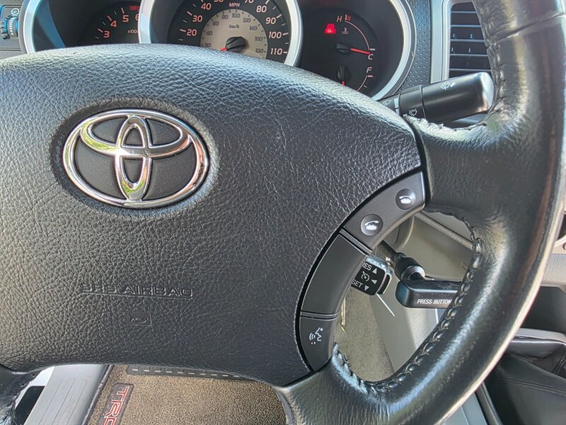 Used 2011 Toyota Tacoma 4x4 Double Cab w/ TRD Off-Road Pkg w/JBL Audio image 36