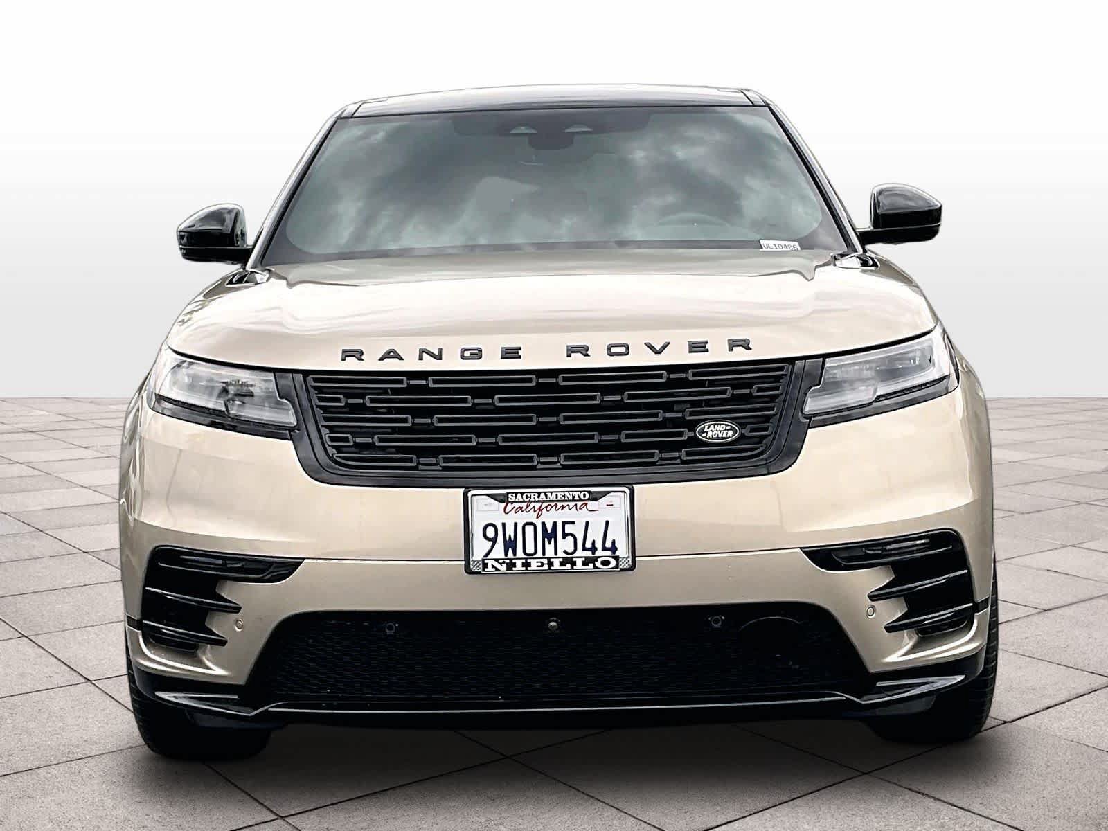 Used 2026 Land Rover Range Rover Velar Dynamic SE AWD/4WD image 3