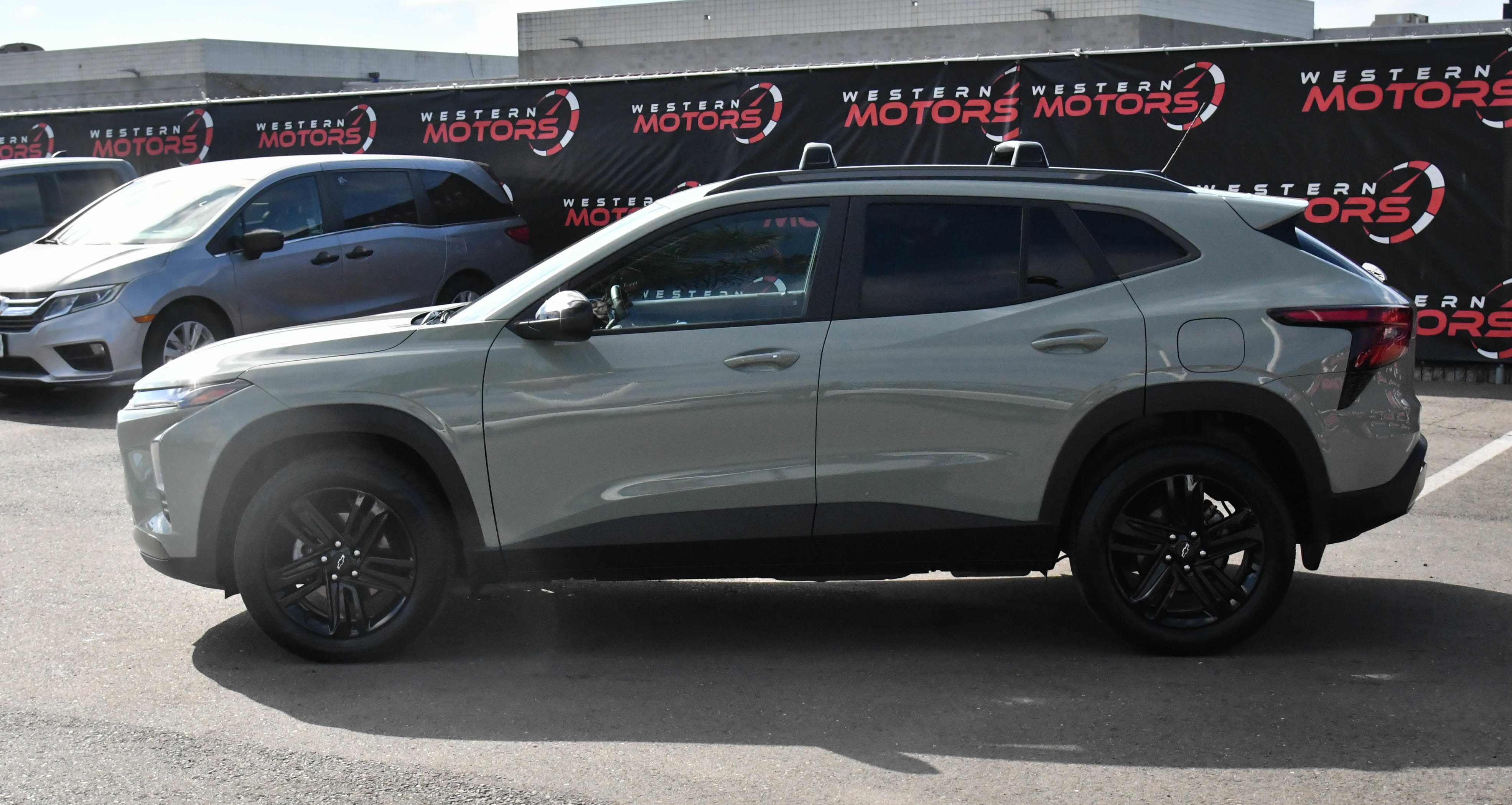 Used 2025 Chevrolet Trax ACTIV w/ Driver Confidence Package image 4