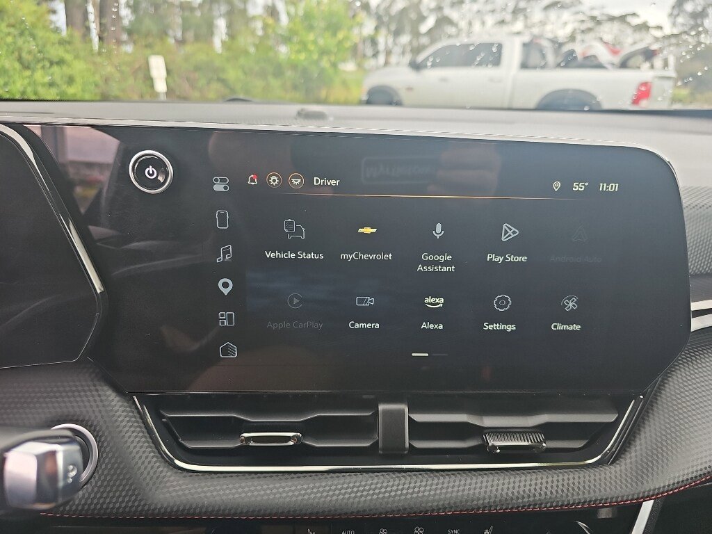 Used 2025 Chevrolet Equinox RS image 15