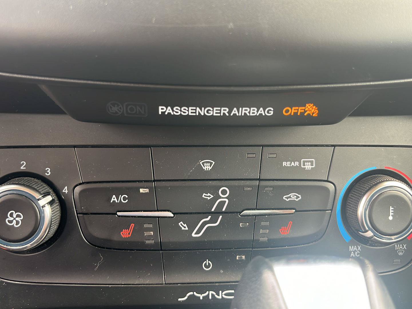 Used 2015 Ford Focus SE w/ Equipment Group 201A FWD image 49