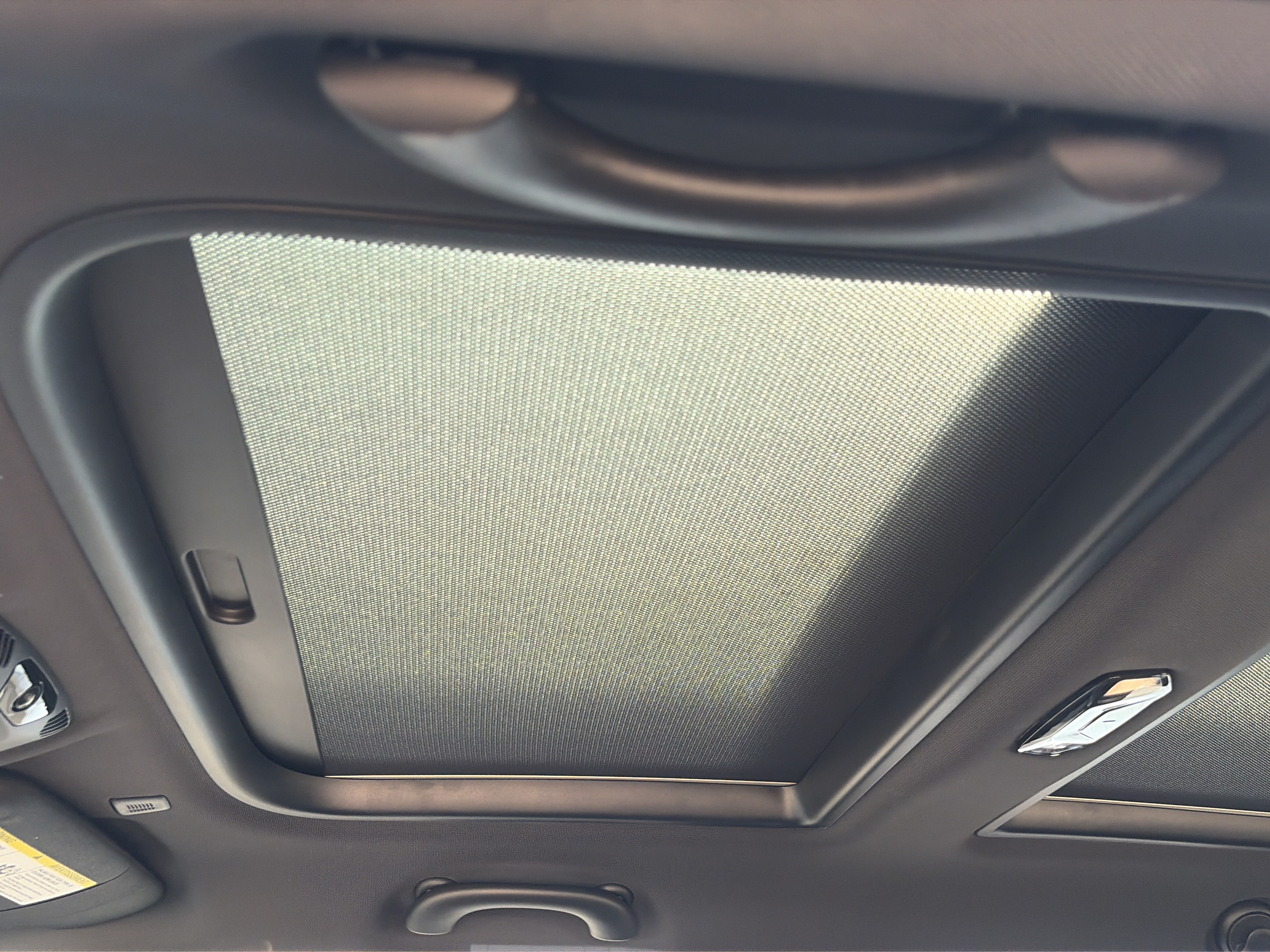 Used 2025 MINI Cooper 4-Door Hardtop FWD image 16