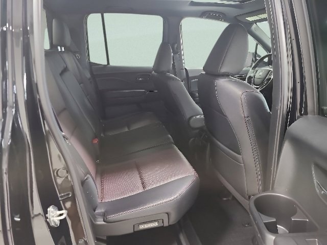 Used 2023 Honda Ridgeline Black Edition image 18