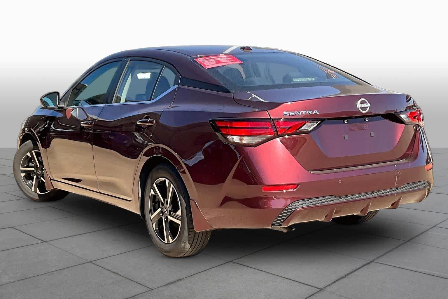Used 2025 Nissan Sentra SV w/ All-Weather Package FWD image 8
