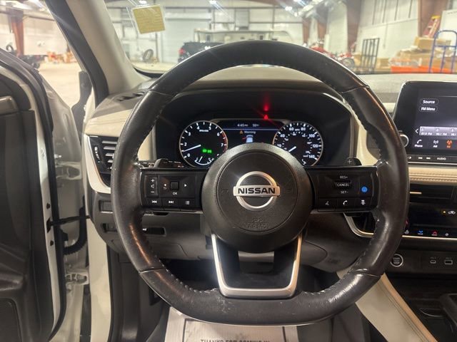 Used 2021 Nissan Rogue SL image 18