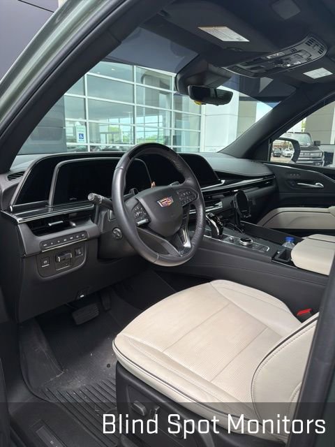 Used 2024 Cadillac Escalade Sport w/ LPO, ONYX Package AWD/4WD image 11