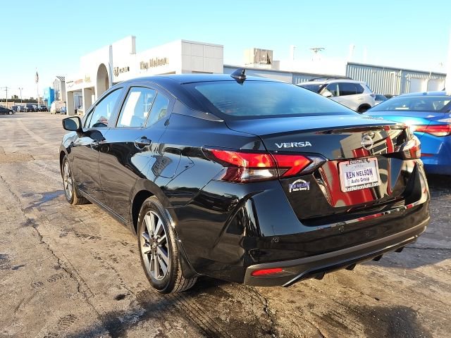 Used 2024 Nissan Versa SV w/ Trunk Package image 3