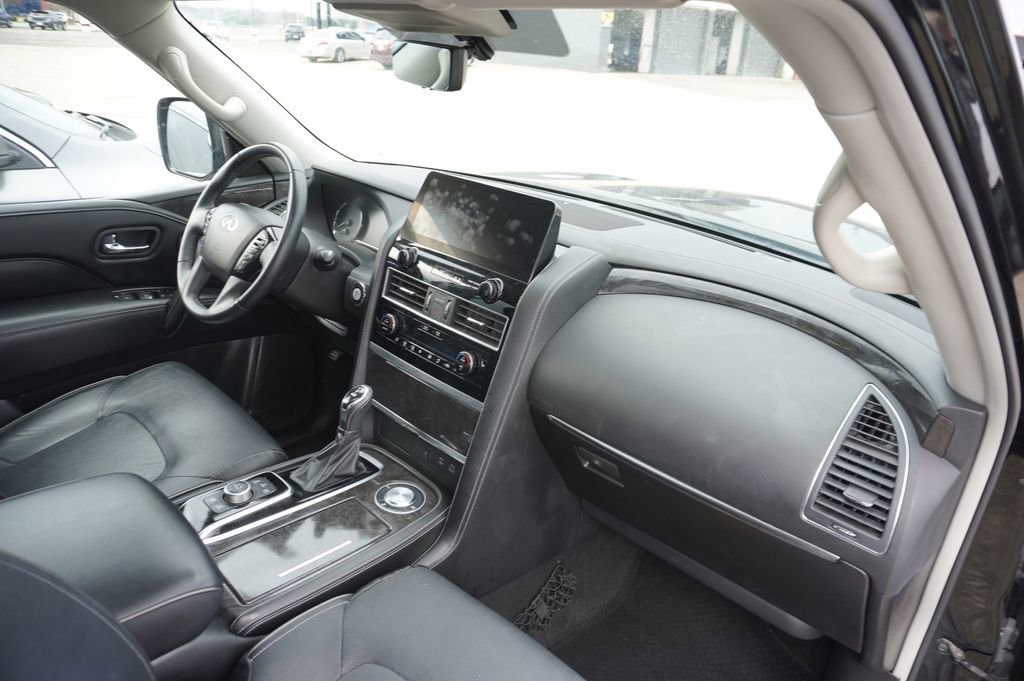 Used 2023 INFINITI QX80 Luxe w/ Cargo Package image 9