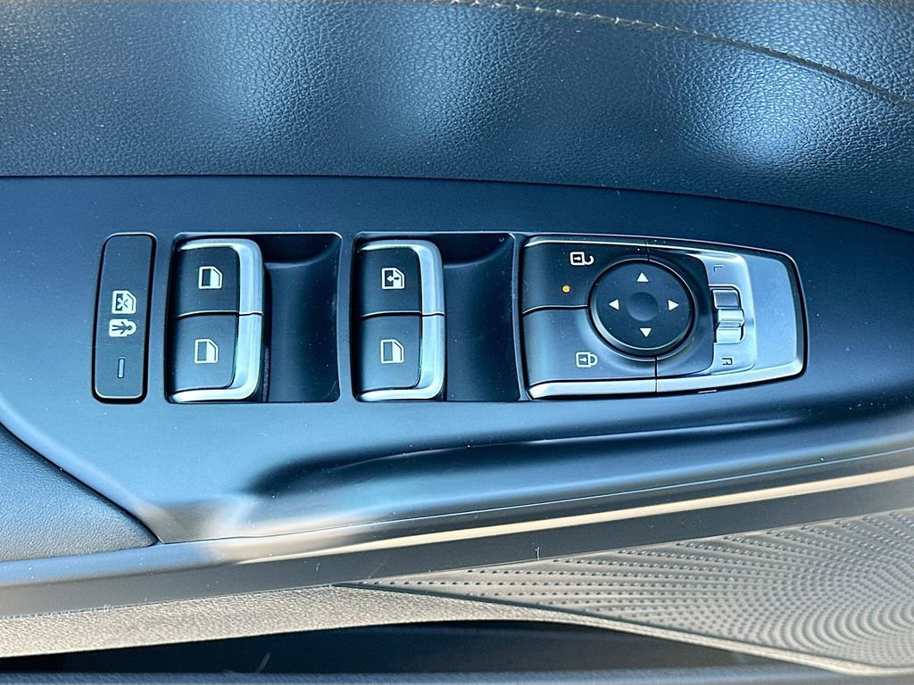 New 2026 Kia K5 LXS image 17