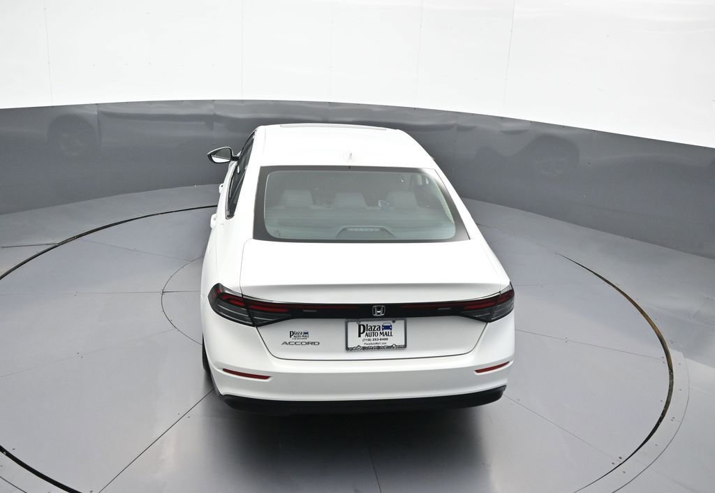 Certified 2023 Honda Accord EX image 39