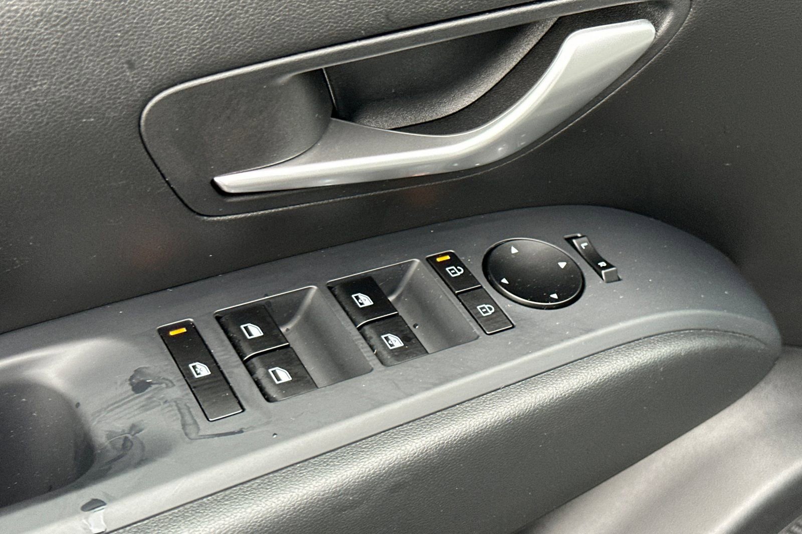 New 2025 Hyundai Santa Cruz SEL image 11