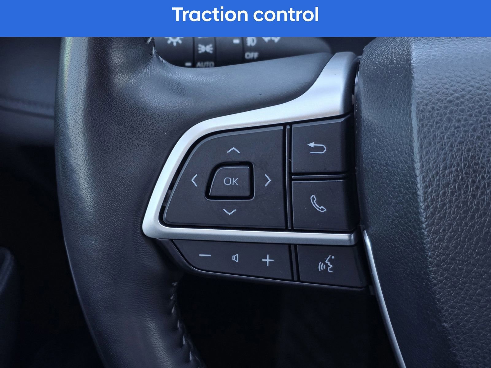 Used 2023 Toyota Highlander Platinum image 28