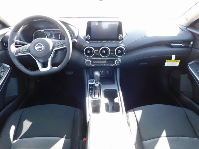 Used 2025 Nissan Sentra SR image 18