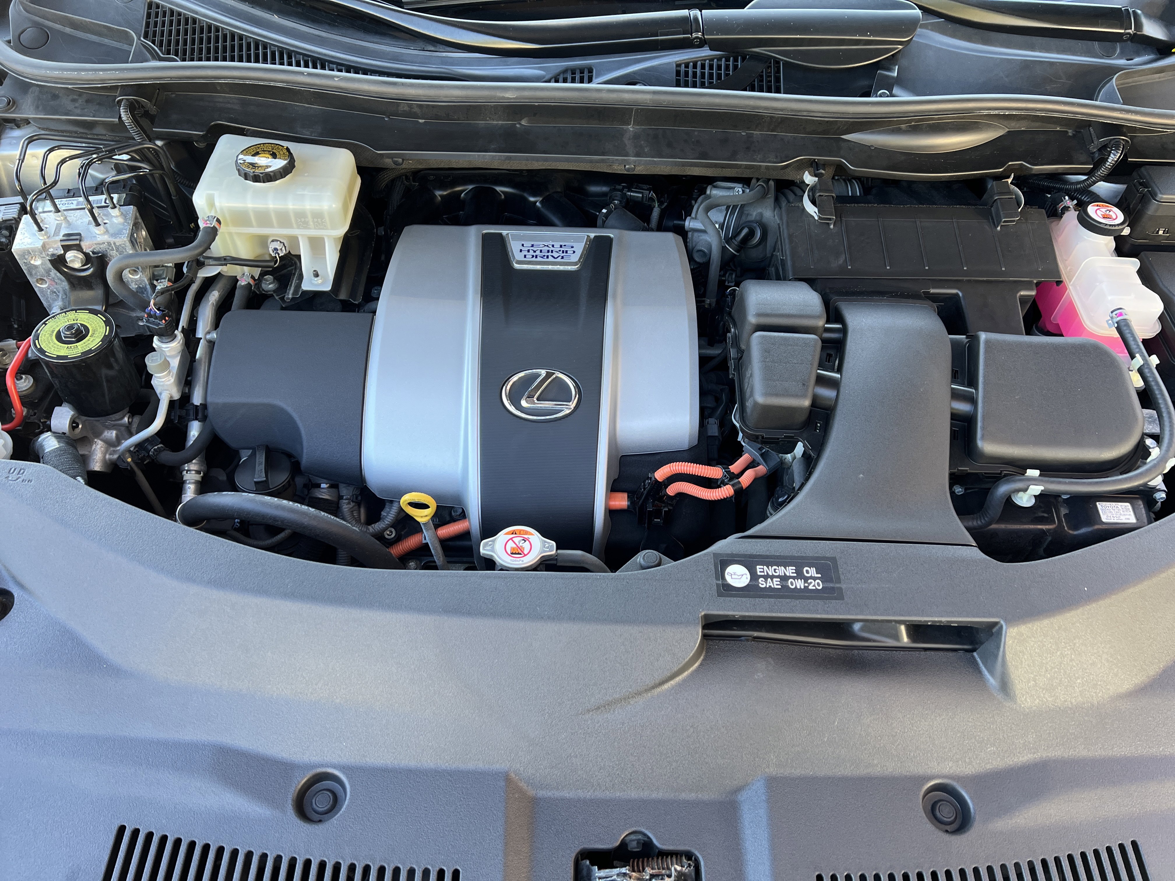 Used 2018 Lexus RX 450hL Luxury image 35