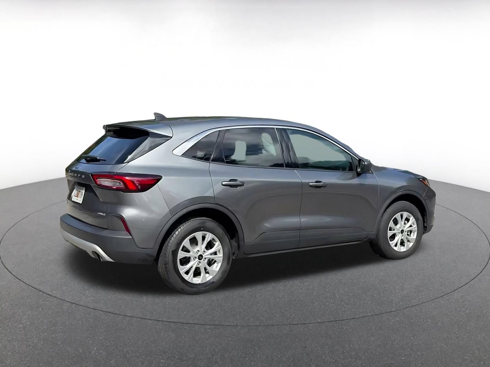 Used 2024 Ford Escape Active AWD/4WD image 14