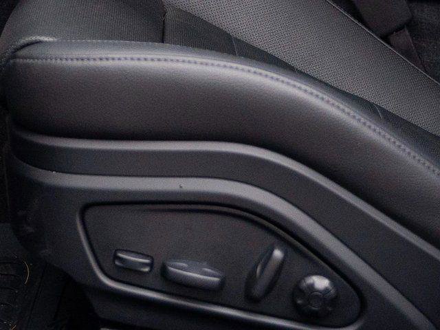 Certified 2025 Porsche Panamera 4 AWD/4WD image 20