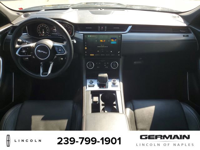 Used 2024 Jaguar F-PACE R-Dynamic S image 17