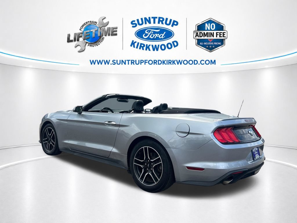 Used 2023 Ford Mustang Premium RWD image 3