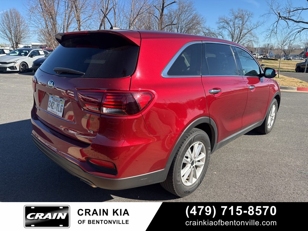 Used 2019 Kia Sorento LX image 4