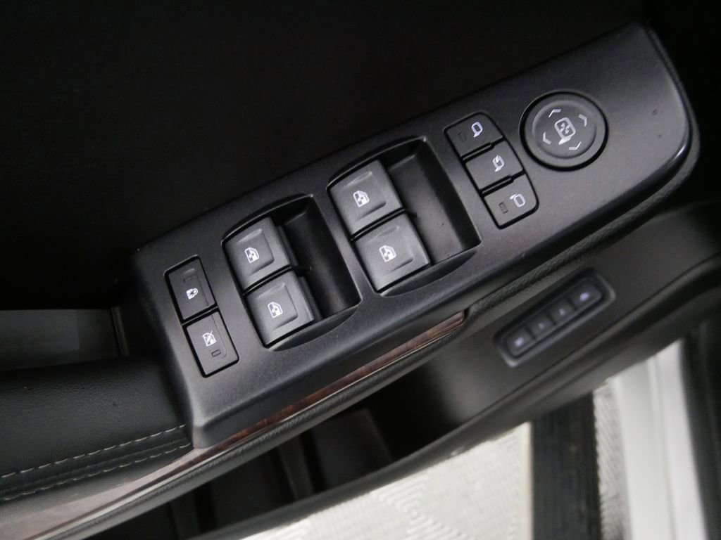 Used 2020 GMC Yukon SLT image 14