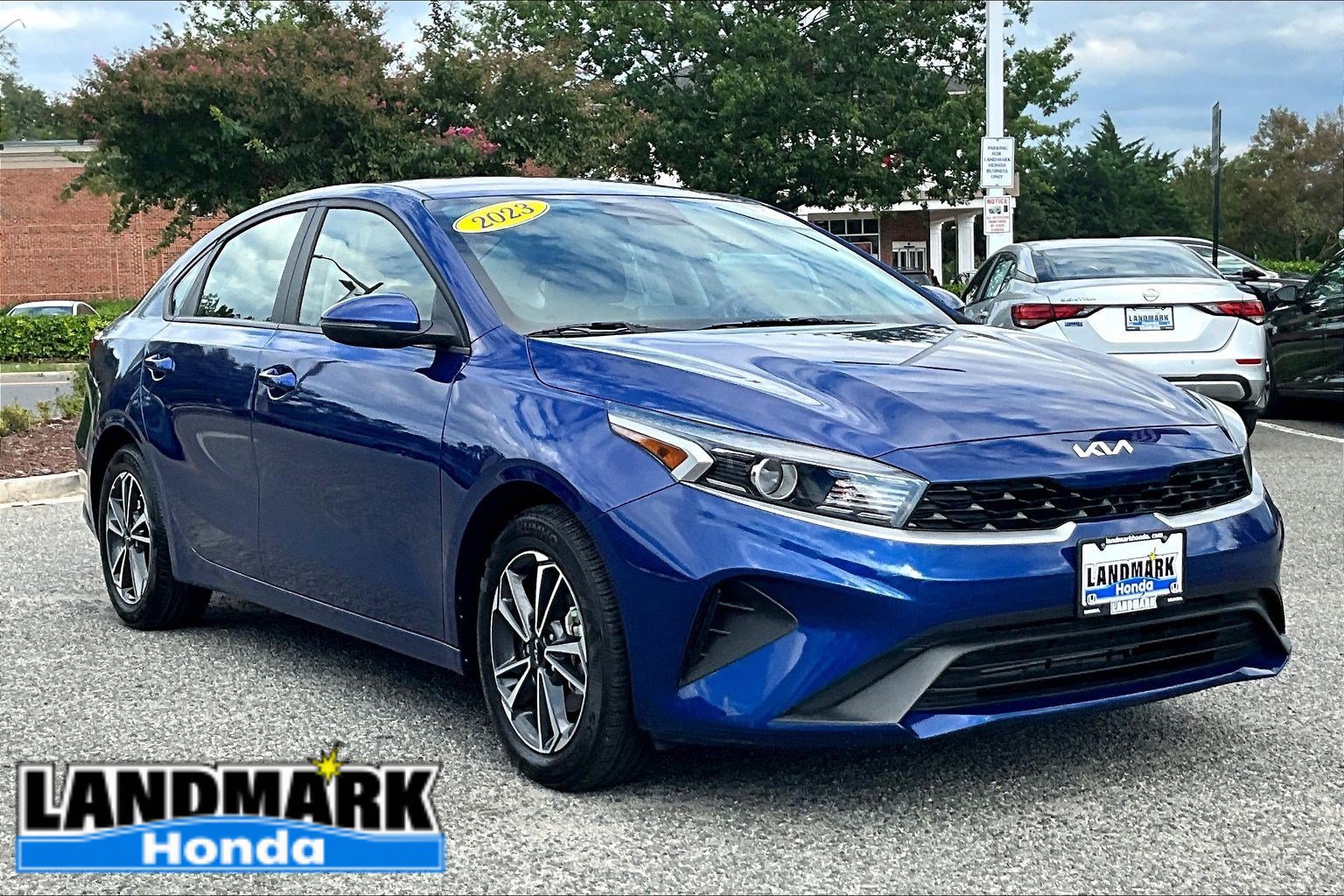 Used 2023 Kia Forte LXS w/ LXS Technology Package FWD image 11