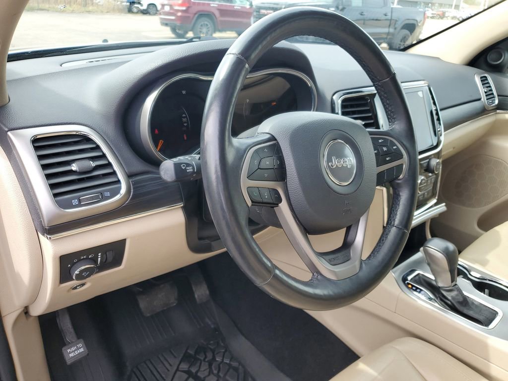 Used 2020 Jeep Grand Cherokee Limited w/ Premium Lighting Group image 9