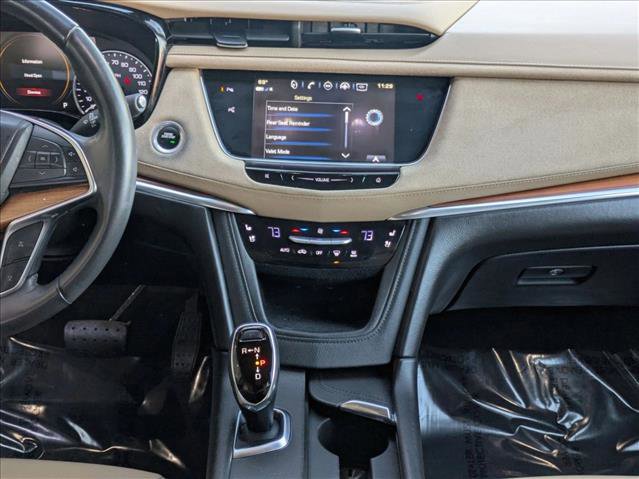 Used 2018 Cadillac XT5 Platinum w/ Driver Assist Package image 15