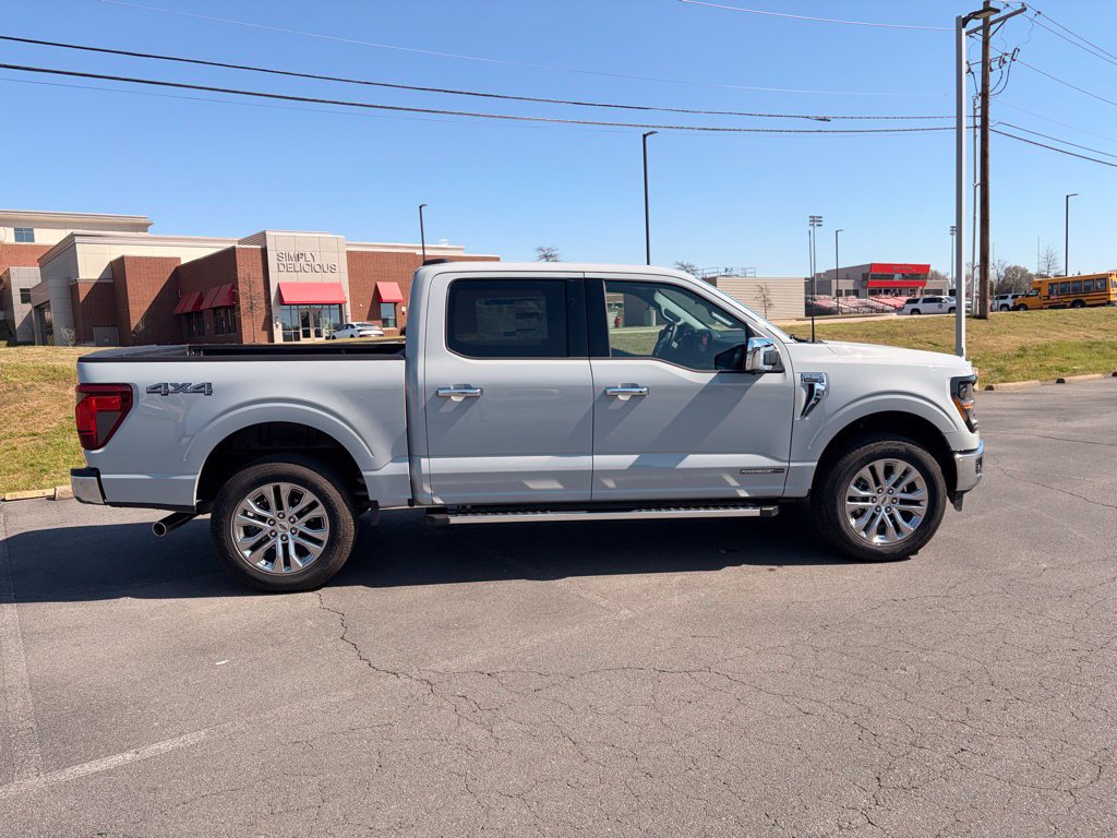 New 2026 Ford F150 XLT w/ Equipment Group 302A MID AWD/4WD image 8