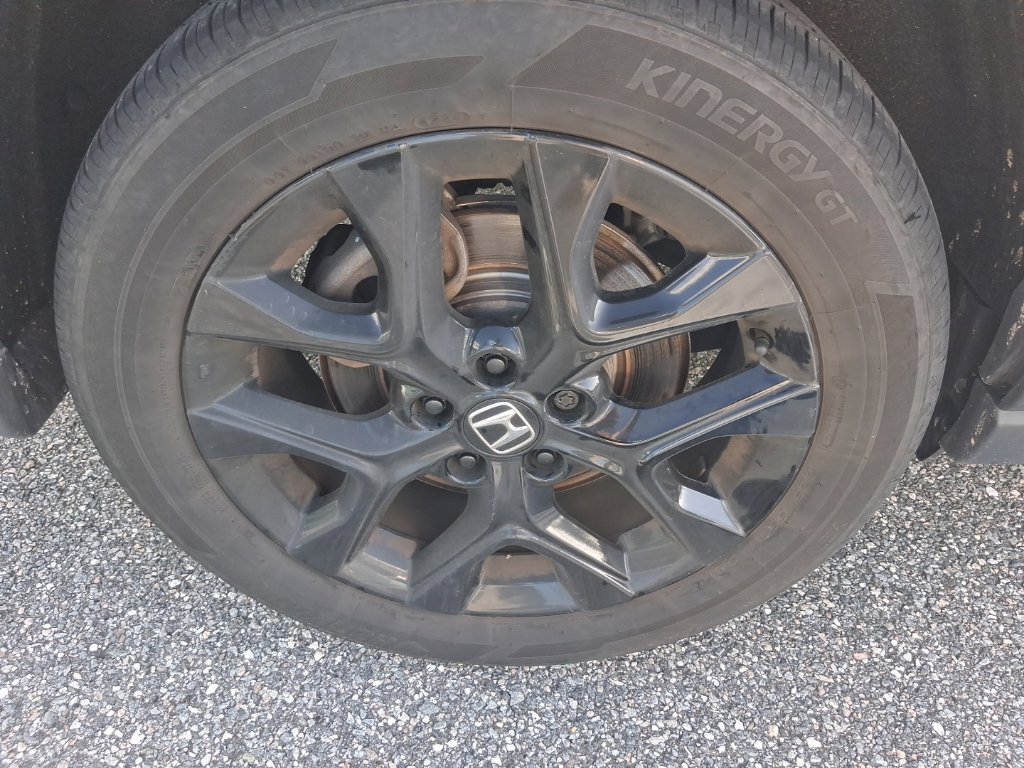 Used 2025 Honda HR-V Sport image 13