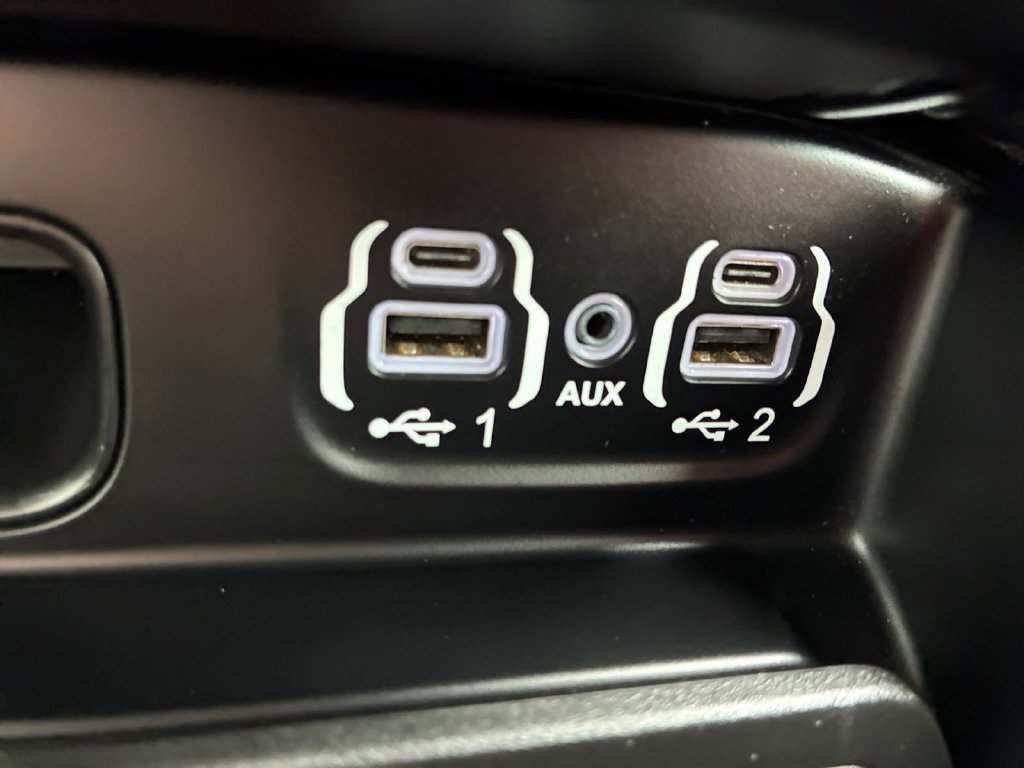 Used 2024 RAM 2500 Limited AWD/4WD image 6