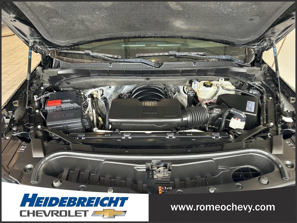 Used 2021 Chevrolet Tahoe Premier w/ Premium Package AWD/4WD image 9