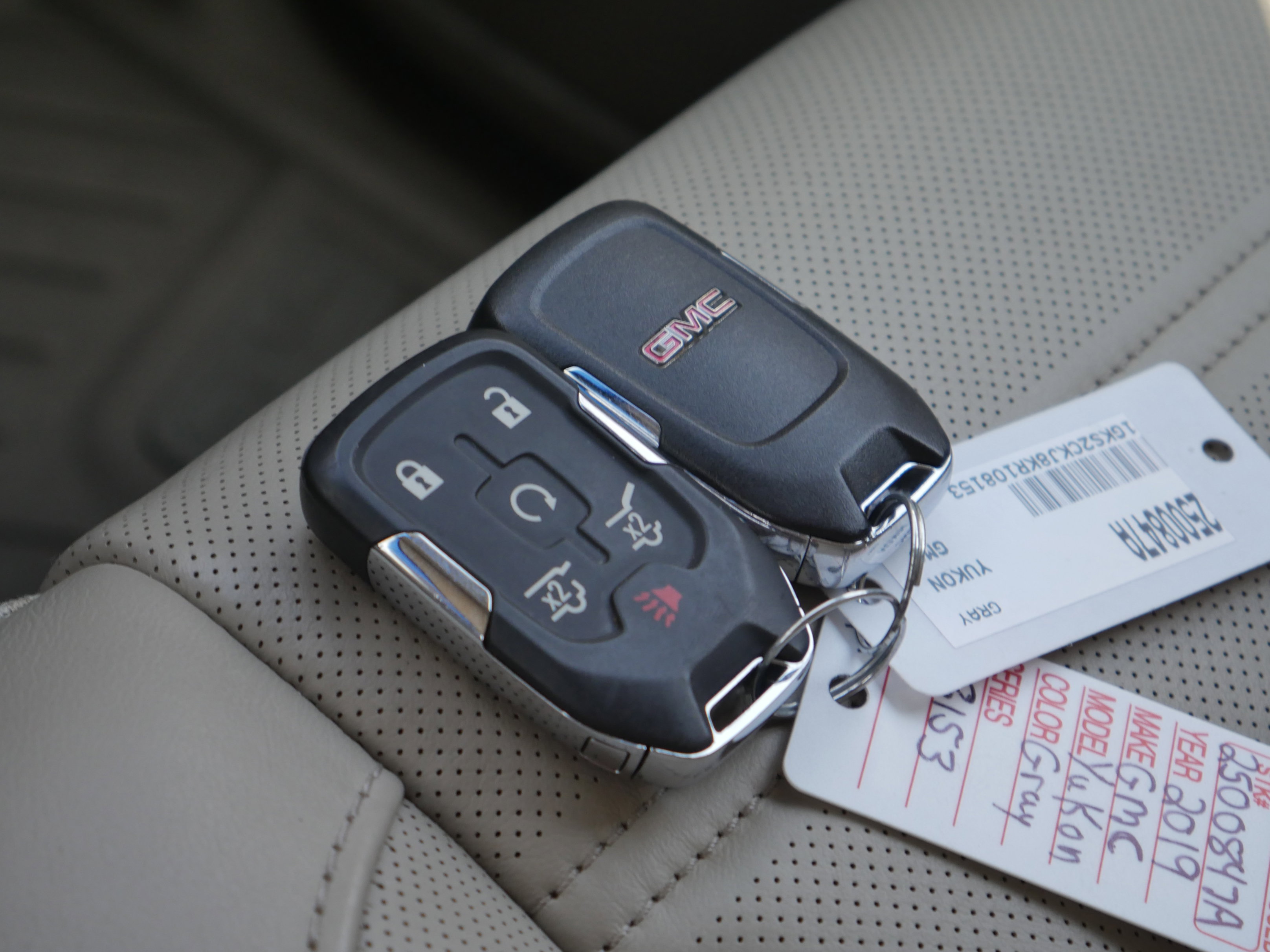 Used 2019 GMC Yukon Denali w/ Open Road Package AWD/4WD image 37