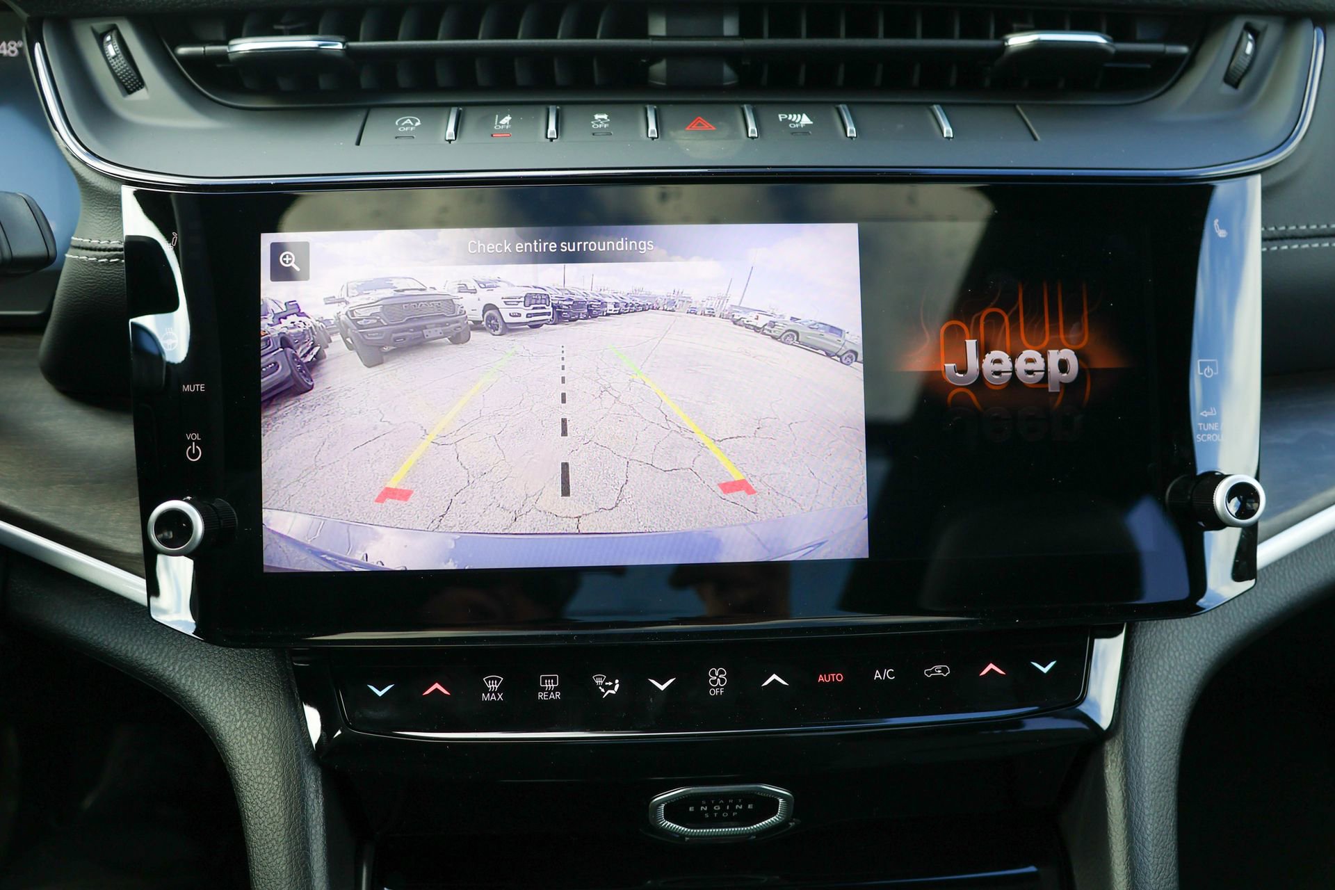 New 2026 Jeep Grand Cherokee L Limited w/ Limited Altitude Package image 20