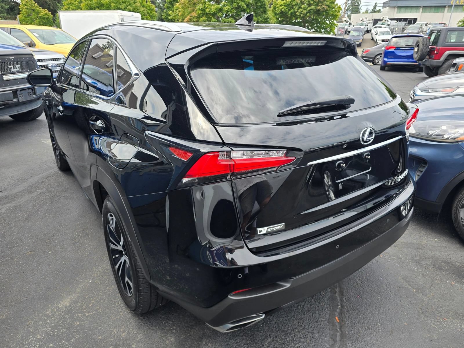 Used 2015 Lexus NX 200t F Sport w/ Navigation System Package AWD/4WD image 3
