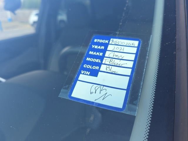 Used 2021 Chevrolet TrailBlazer LT image 11