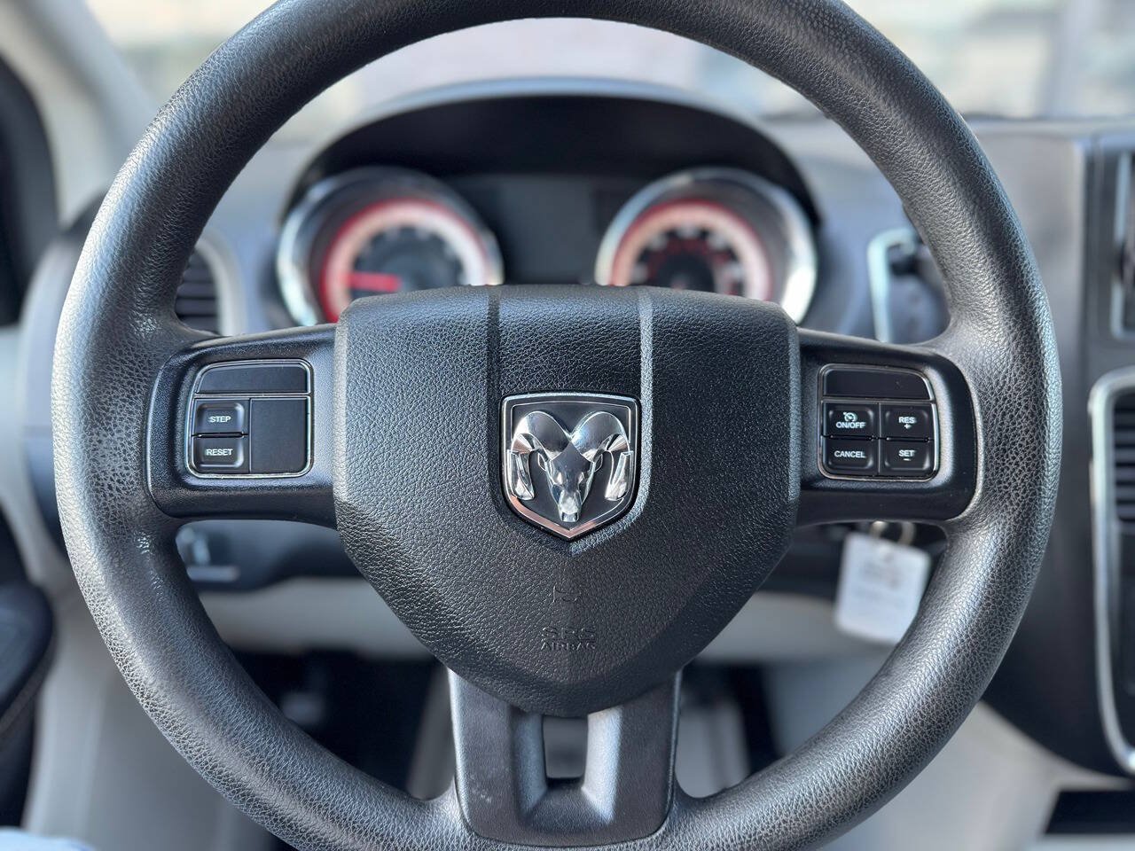 Used 2014 RAM C/V Tradesman FWD image 15