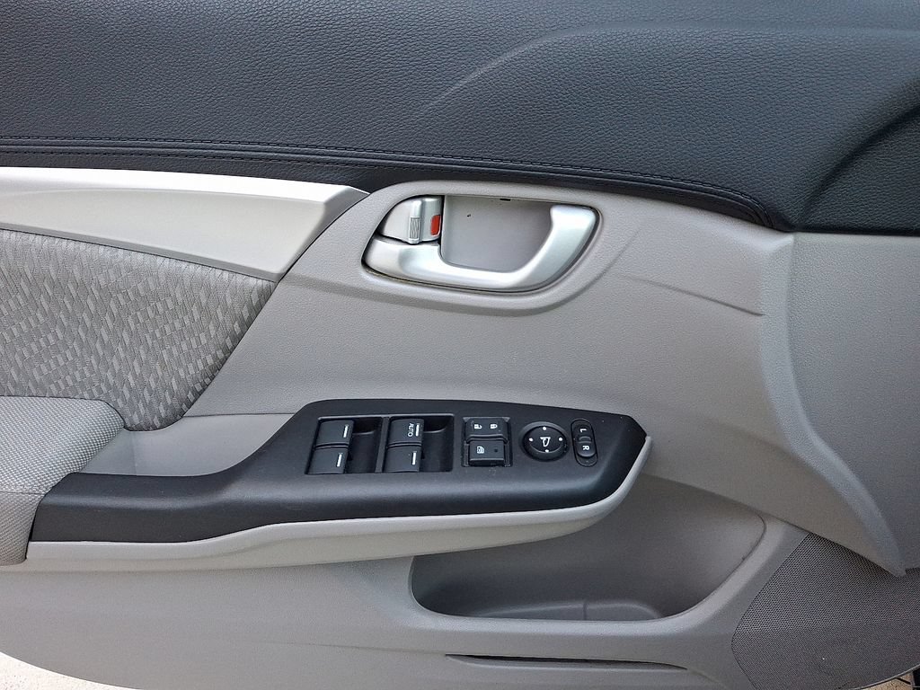 Used 2015 Honda Civic EX image 15