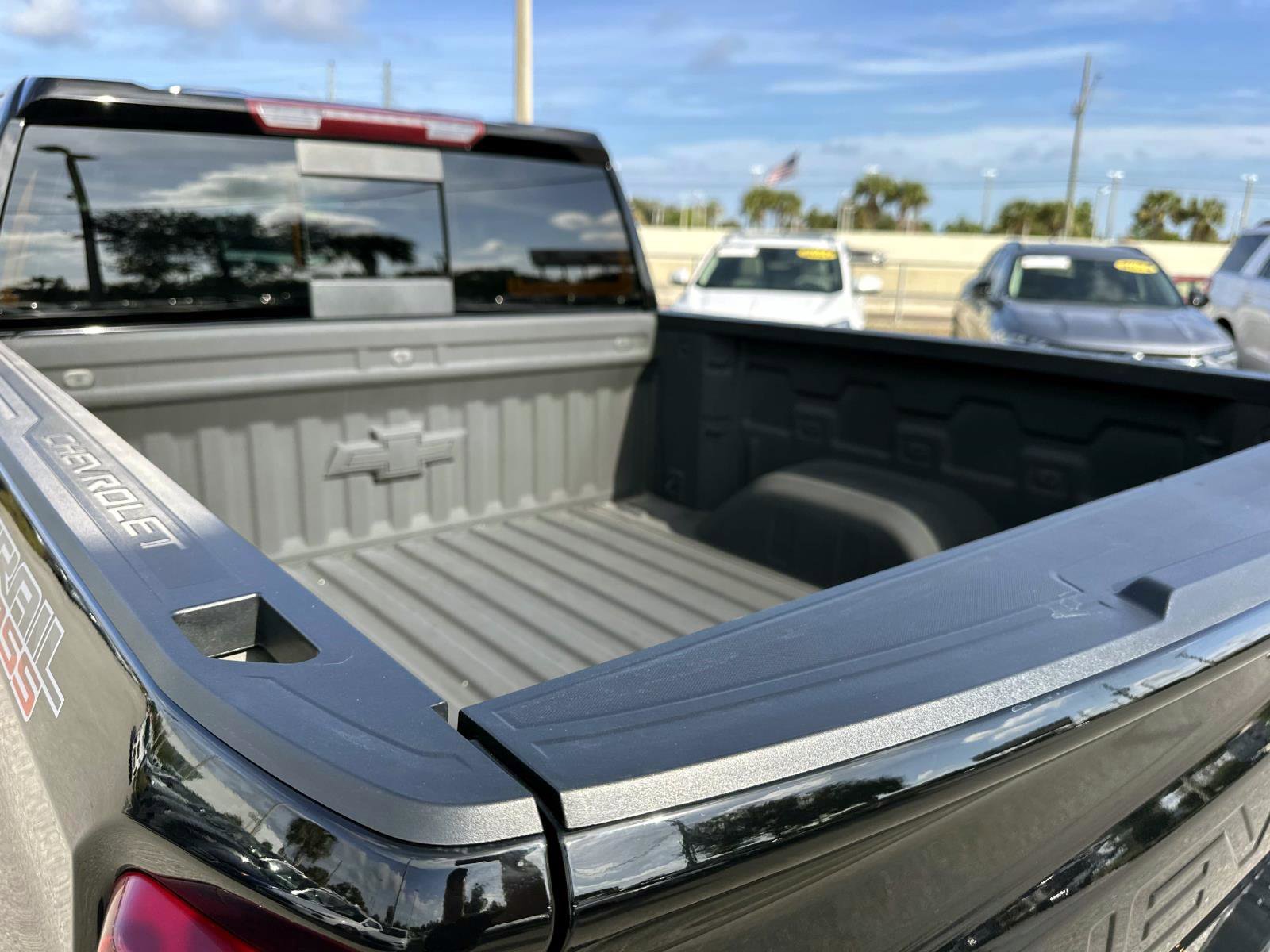 Used 2022 Chevrolet Silverado 1500 LT Trail Boss w/ Convenience Package II image 10