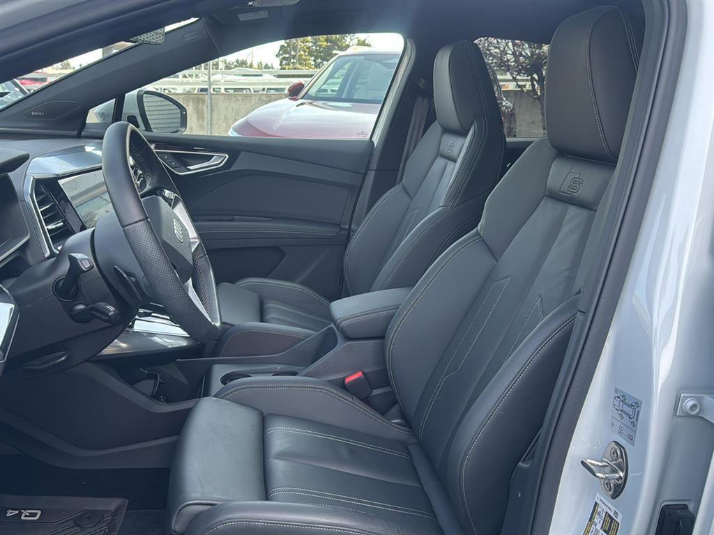 Certified 2025 Audi Q4 e-tron Premium Plus w/ Premium Plus image 12