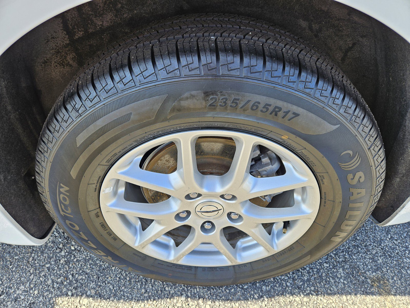 Used 2024 Chrysler Pacifica Touring-L FWD image 13