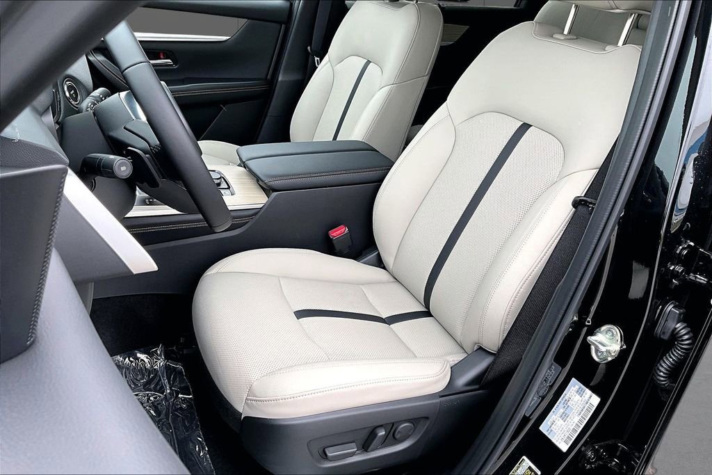 New 2026 MAZDA CX-70 SC AWD/4WD image 9