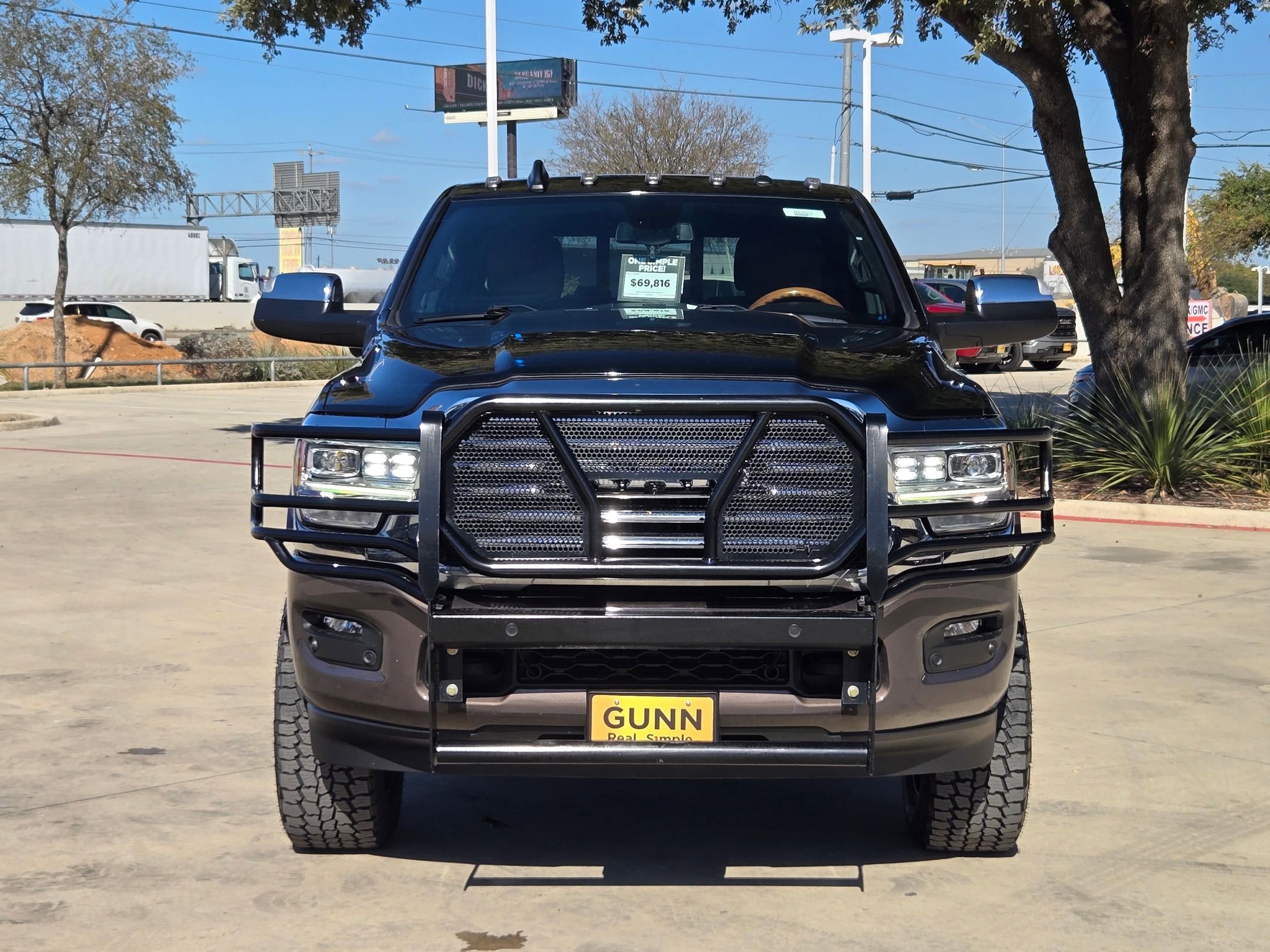 Used 2022 RAM 3500 Limited image 8