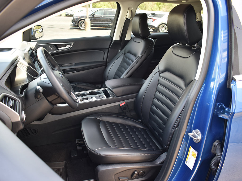 Used 2024 Ford Edge SEL w/ Convenience Package AWD/4WD image 5