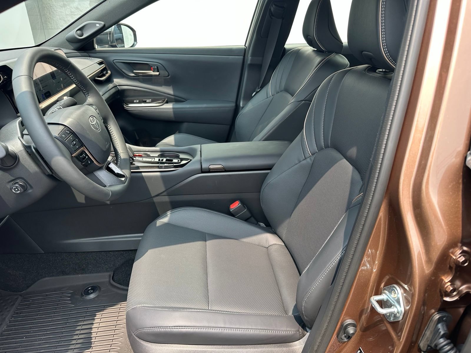 New 2026 Toyota Crown Platinum AWD/4WD image 10