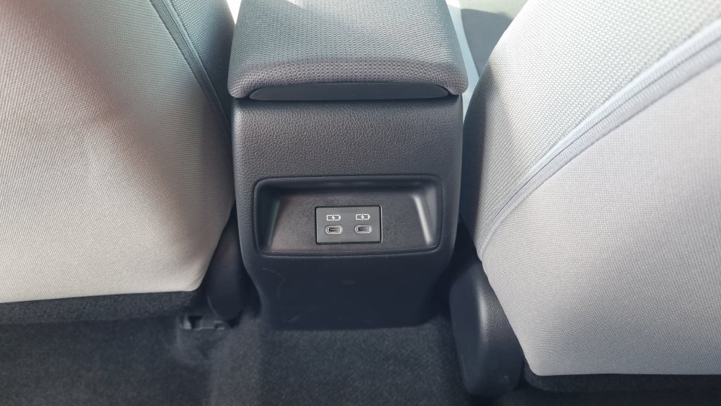 Used 2024 Toyota Corolla LE FWD image 15