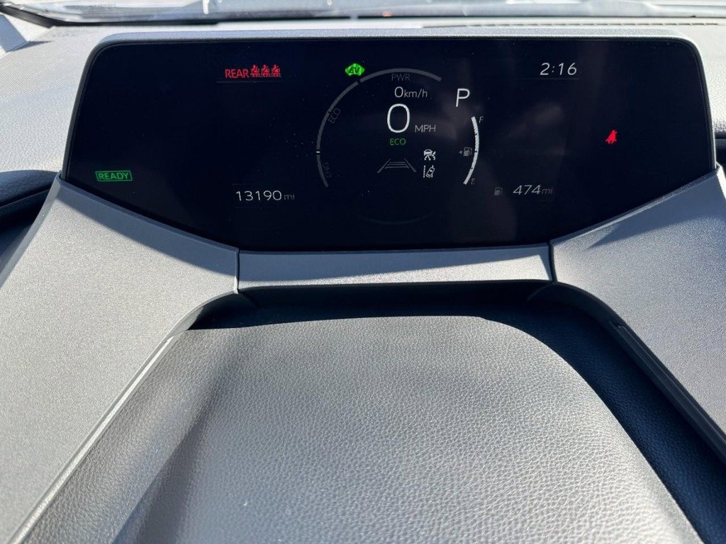 Used 2025 Toyota Prius LE image 22