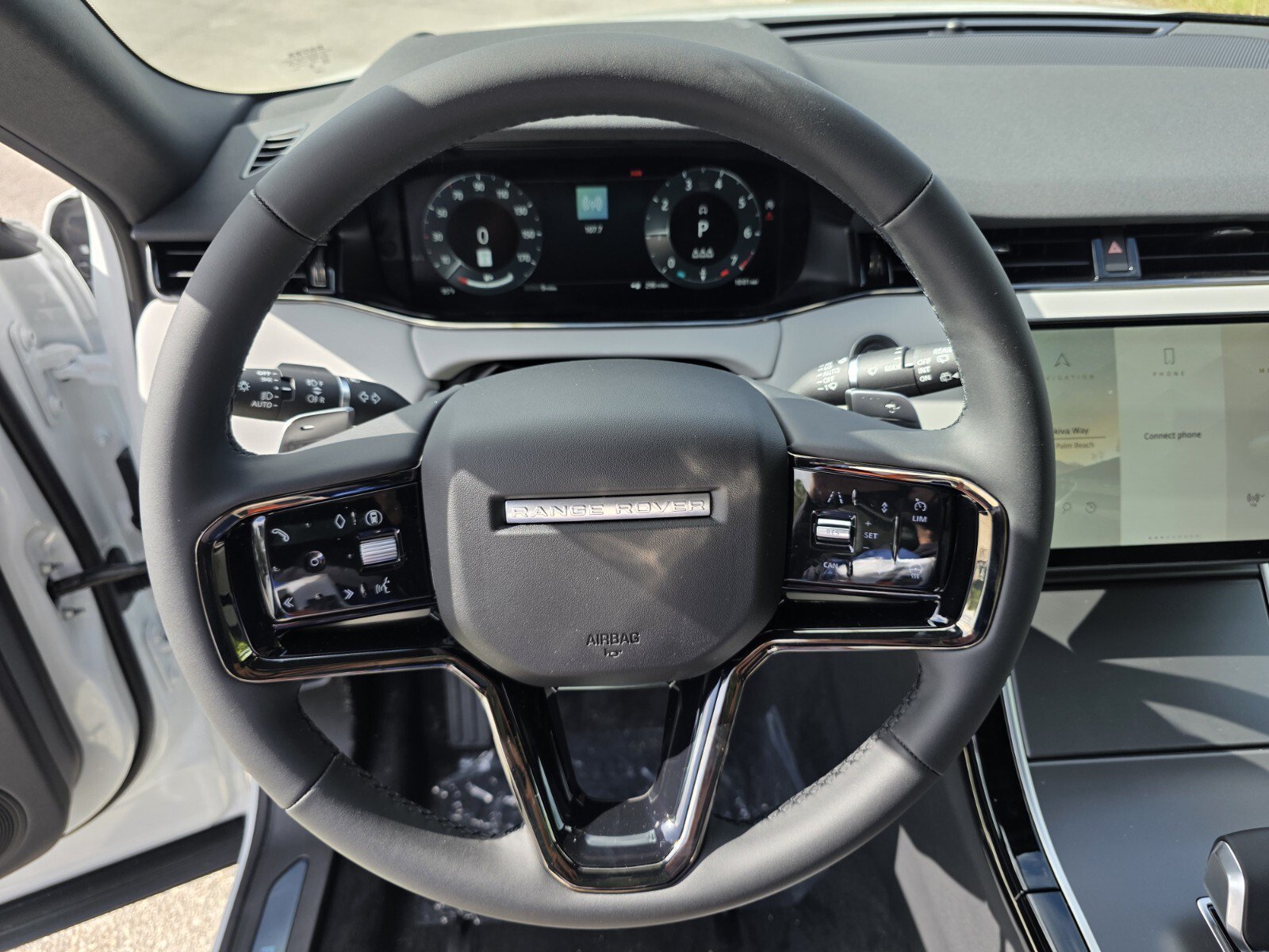New 2026 Land Rover Range Rover Evoque S AWD/4WD image 15