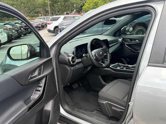 Used 2026 Chevrolet Equinox LT AWD/4WD image 14